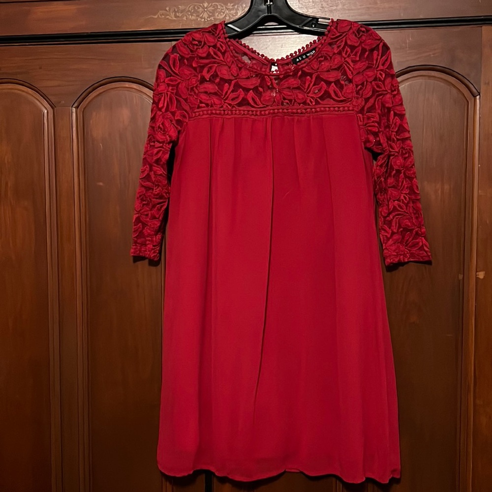 As U Wish Cute Red Dress With Rose Lace Top & Sleeves Size Small